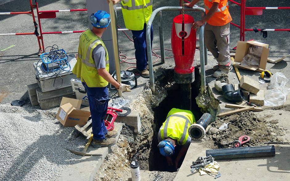 entreprise débouchage canalisation Évry
